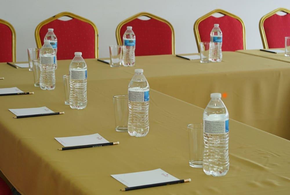 Ramada By Wyndham Panama Via Argentina Ξενοδοχείο Εξωτερικό φωτογραφία