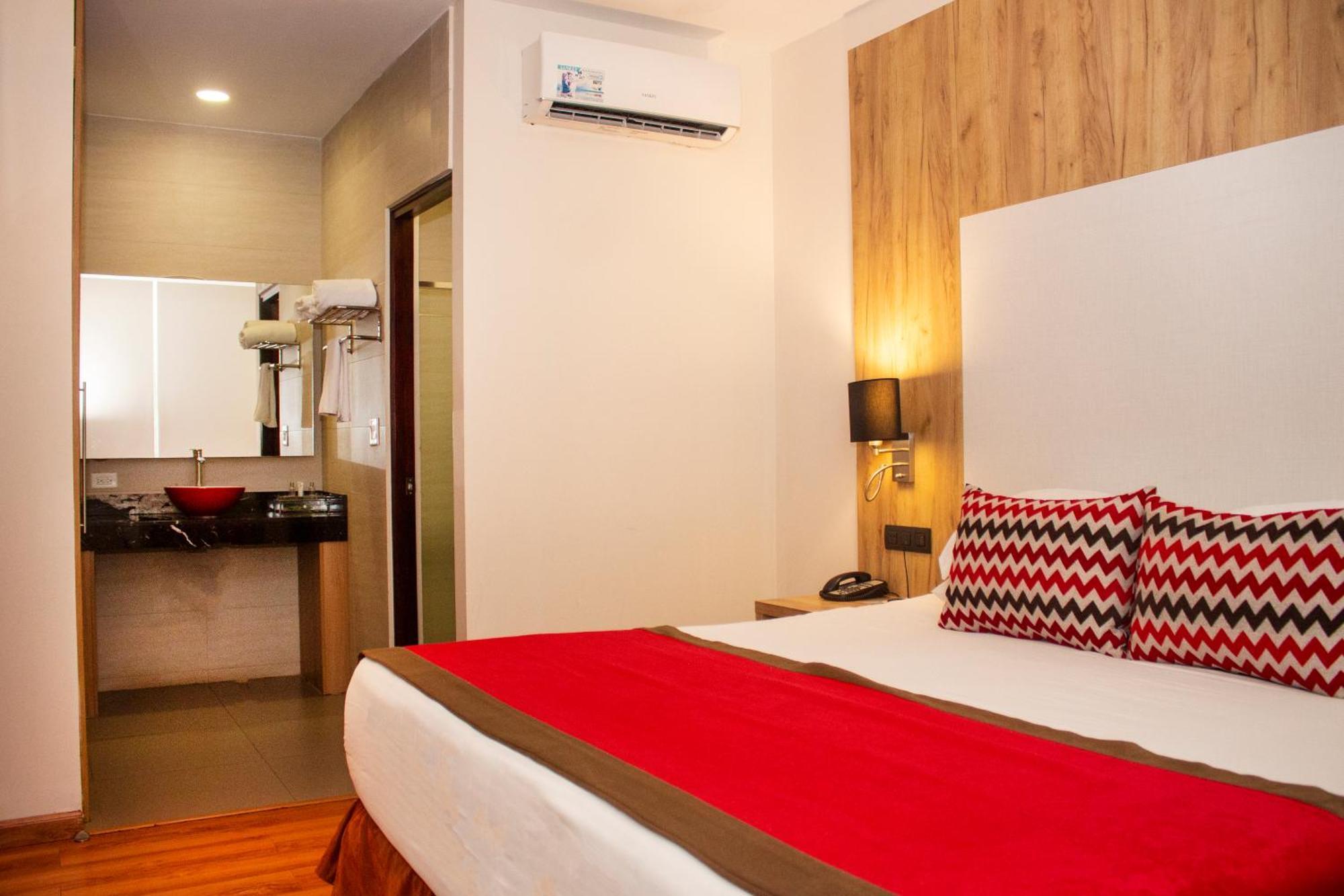 Ramada By Wyndham Panama Via Argentina Ξενοδοχείο Εξωτερικό φωτογραφία