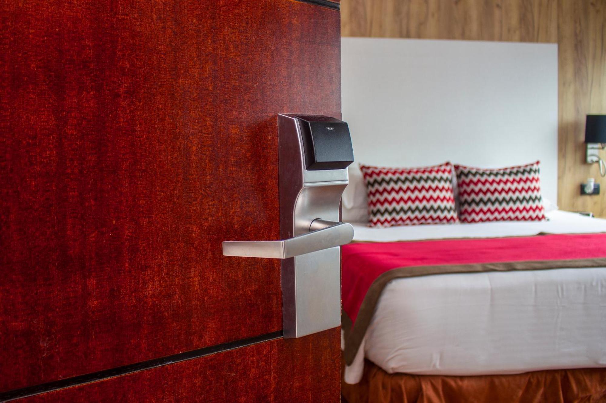 Ramada By Wyndham Panama Via Argentina Ξενοδοχείο Εξωτερικό φωτογραφία