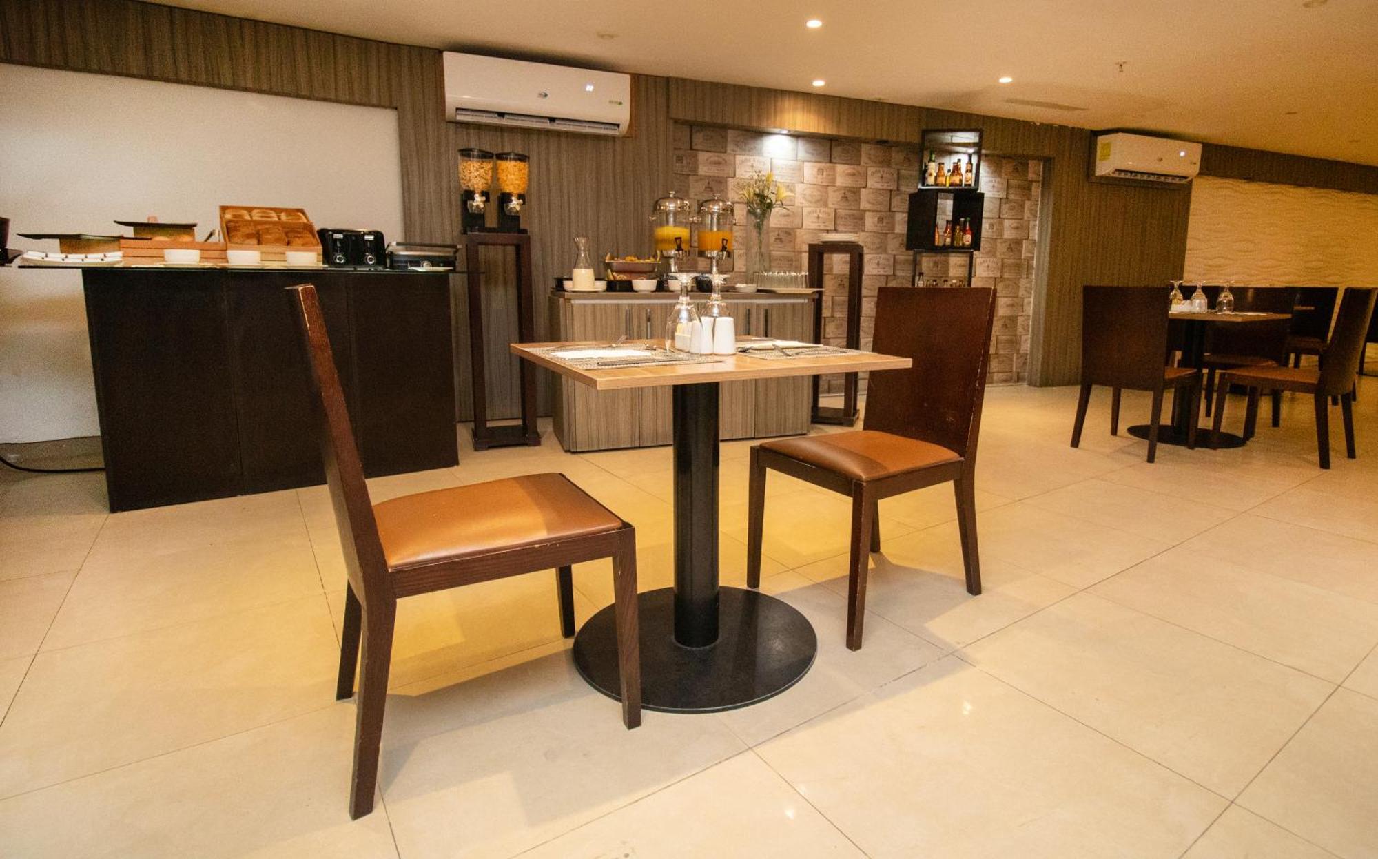 Ramada By Wyndham Panama Via Argentina Ξενοδοχείο Εξωτερικό φωτογραφία