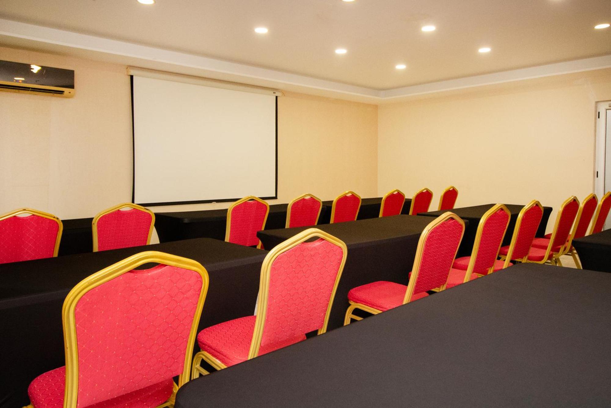 Ramada By Wyndham Panama Via Argentina Ξενοδοχείο Εξωτερικό φωτογραφία
