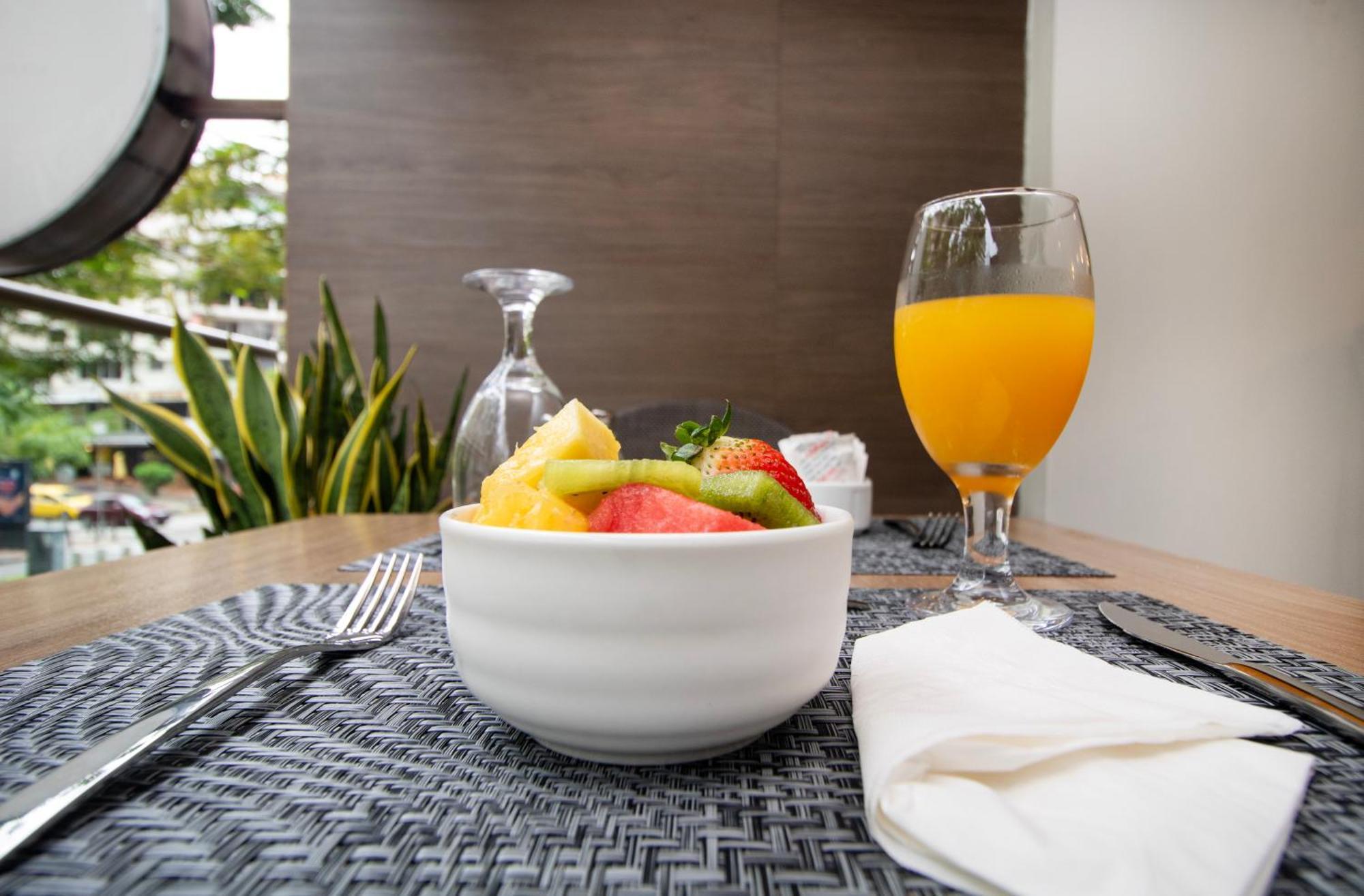 Ramada By Wyndham Panama Via Argentina Ξενοδοχείο Εξωτερικό φωτογραφία