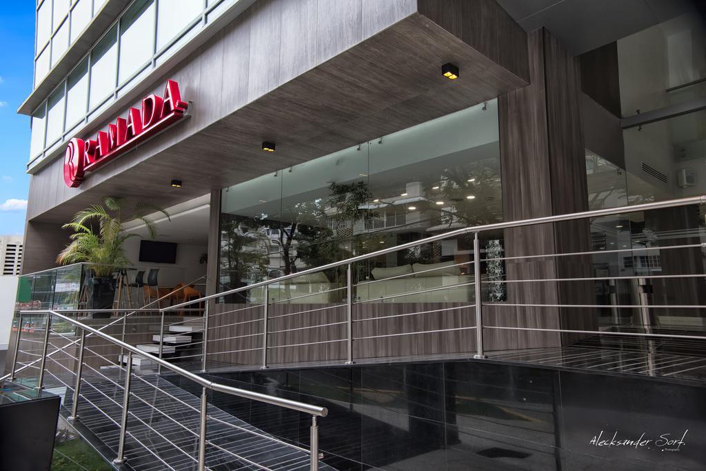 Ramada By Wyndham Panama Via Argentina Ξενοδοχείο Εξωτερικό φωτογραφία